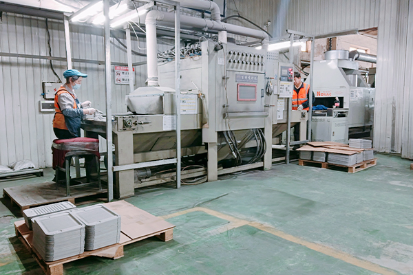 Microwave baking tray: high efficiency and energy saving, a new choice for healthy cooking